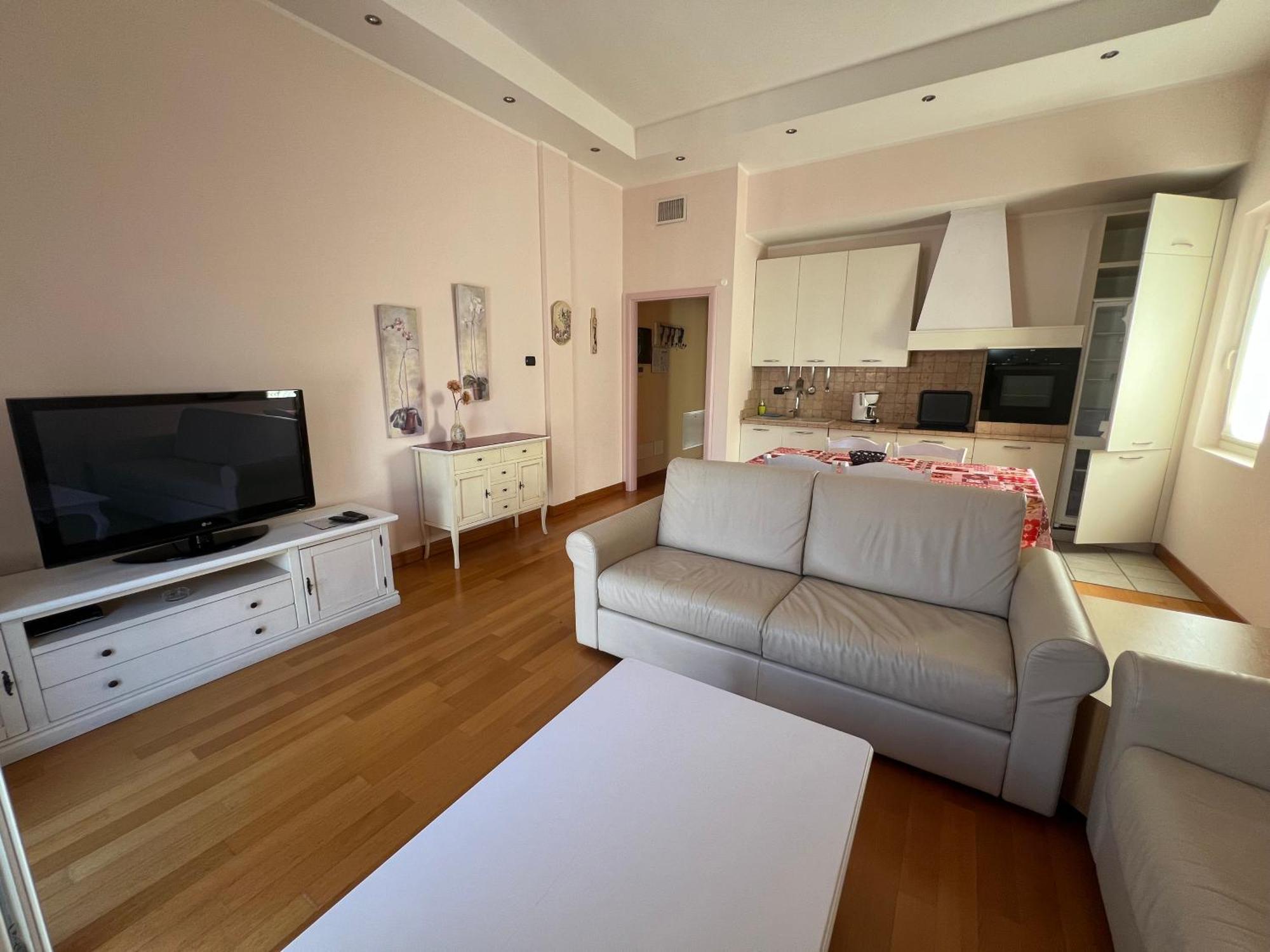 Giardino Dei Colori Dianella Appartamenti Pool Relax &Family Friendly 托斯科拉诺-马德尔诺 外观 照片